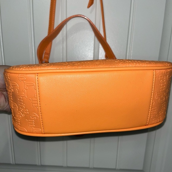 Juicy Couture Apricot Crush “Can’t Tame Her” Shoulder Bag, NWT - Picture 14 of 16